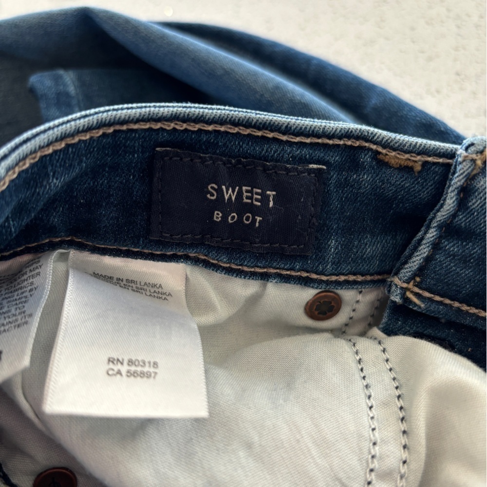 Lucky Brand Sweet Boot Jeans Womens 6/28R 5-Pocket Whisker Western Stretch Denim - Picture 10 of 16